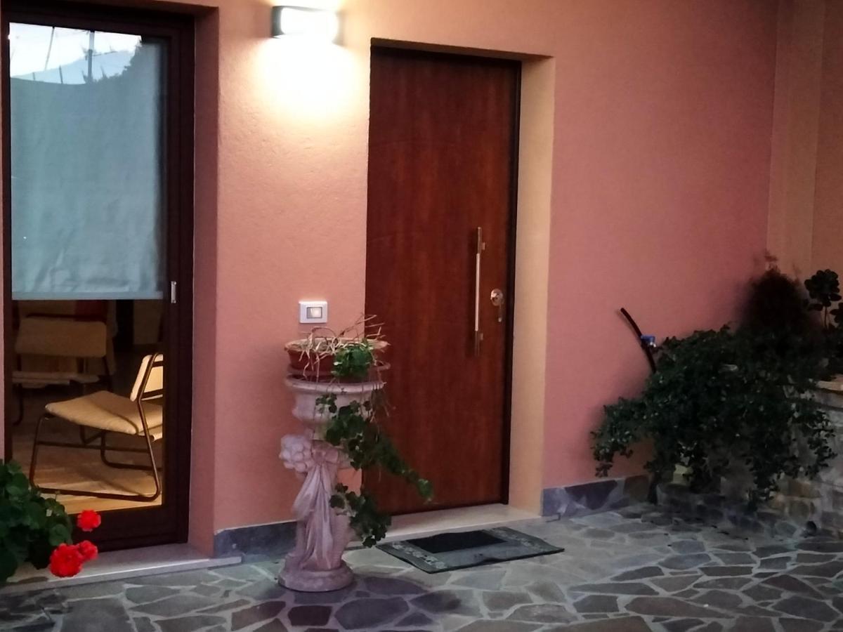 B&B La Casa Di Giuliana Cermignano Buitenkant foto